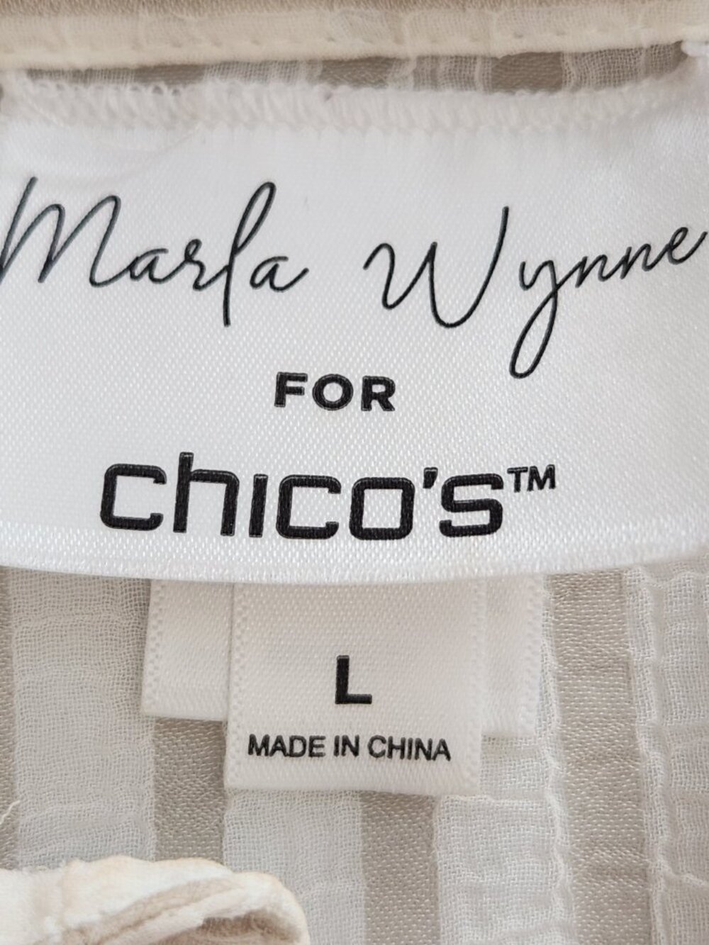 Chicos Marla Wynne Beige And White Flowy dolman sleeve shear blouse size large - Picture 2 of 8